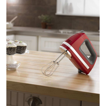 Imagen 3 de Batidora de mano KitchenAid KHM7210ER, 7 velocidades, color Empire Red