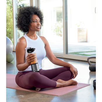 Imagen 4 de Licuadora portátil recargable Ninja Blast BC151BK color negro de 532 ml