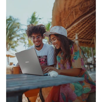 Imagen 2 de Laptop Lenovo Yoga Slim 7i Intel Core Ultra 7 15.3" Touch 32GB RAM 1TB SSD Luna Grey 83HM002WUS