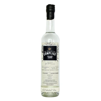 Imagen de referencia para Mezcal Cómplice Ensamble de Pasión 3 Silvestres 700 ml