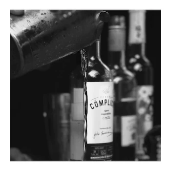 Imagen 5 de Mezcal Cómplice Orígenes Espadín Joven Botella 750 ml