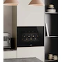 Miniatura de Smeg Dolce Stil Novo CVIU621NR1 Cava de Vinos Empotrable para 21 Botellas Negra