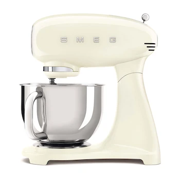 Imagen 4 de Smeg SMF03CRUS Batidora de Pedestal Estilo 50's Color Crema Capacidad 4.8L