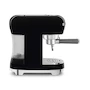 Miniatura de Cafetera Expreso Smeg 50's Style ECF02BLUS Negra con Tanque de 1.1 Litros