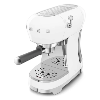 Imagen 3 de Cafetera Expreso Smeg ECF02WHUS Blanca Estilo Retro 50's con Tanque de Agua 1.1 Litros