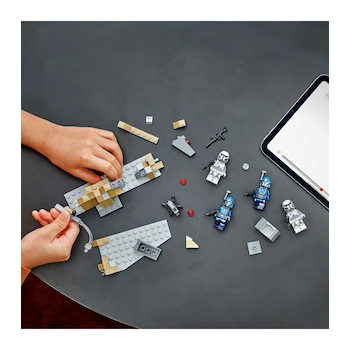 Imagen 5 de LEGO Star Wars Pack de Combate Clon Trooper y Droide de Batalla Modelo 75372 215 Piezas