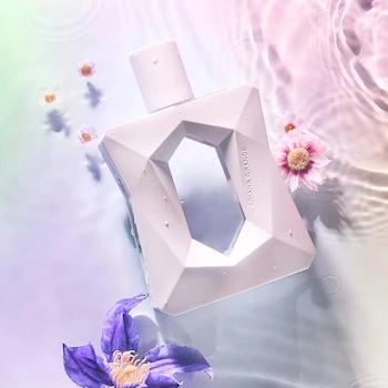 Imagen 3 de Ariana Grande God Is A Woman by Ariana Grande Eau De Parfum Spray 3.4 oz