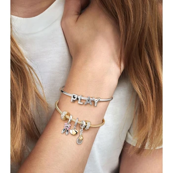 Imagen 3 de Pandora Charm Letra A Reversible en Plata Esterlina 925 con Circonia Cúbica Transparente 797455 Mujer