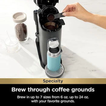 Imagen 3 de Ninja PB051 Pods & Grounds Specialty Cafetera de Una Sola Servidor, Compatible con K-Cups, Espumador de Leche Integrado, Tamaños 6 oz a 24 oz, Negro