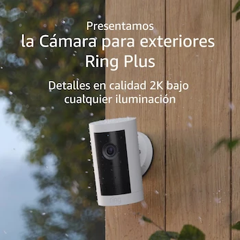 Imagen alusiva al producto Ring Stick Up Cam Plus Cámara Inalámbrica para Exteriores 2K HDR Blanca