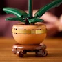 Miniatura de LEGO® Colección Botánica Mini Orquídea 10343: Set de Construcción para Adultos 18+, 274 Piezas, 25 cm Alto, 5 Flores Durazno en Flor y Brotes, Hojas Verdes, Maceta Terracota Clara sobre Plinto Efecto Madera