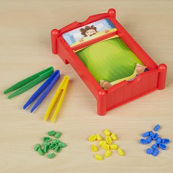 Imagen 2 de Hasbro Gaming Pulgas Locas - Juego de Mesa, Modelo E0884, Serie Hasbro Gaming, para 2-3 Jugadores desde 4-8 Años, 1 Tablero 15x15cm, 36 Piezas Multicolores, 3 Pinzas Azul/Amarillo/Verde, Dimensiones 6.3x26.6x26.6cm, Material Plástico