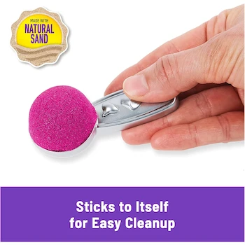 Imagen 4 de Kinetic Sand con Aroma, Set de Juego Fábrica de Helados y Postres, 3 Colores Naturales (Rosa Fresa, Marrón Chocolate, Blanco Vainilla), 454 g, 6 Herramientas para Servir, Modelo KNS-Ice Cream Playset, Tamaño 22.8x6.5x28.2 cm, Serie Scents, ASIN B08FCRF2Q3