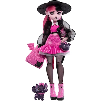 Imagen de referencia para Monster High Muñeca Draculaura Nuevo Look con Accesorios y Mascota Conde Fabuloso, Serie Ghouls de Moda, Muñeca Articulada de 10.5 Pulgadas para Niñas de 4 Años en Adelante, Color Rosa y Negro, Edición Especial 2023