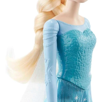 Imagen 4 de Muñeca Mattel Disney Frozen Elsa con Look Reina de Hielo Azul, Capa y Falda Suaves, Zapatos, Cabello Rubio Largo en Trenza Lateral, Tamaño 29 cm, Modelo HLW47, para Niños +3 Años