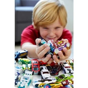 Imagen 2 de Hot Wheels Die Cast Basics 50-Pack Toy Vehicles: Assorted 1:64 Scale Cars and Trucks, Model V6697, Themed Packaging for Children 3 Years and Up