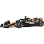Miniatura de Hot Wheels Collector Premium Fórmula 1 McLaren MCL38 Lando Norris #4 en Naranja y Negro, Auto de Carreras Die-Cast 1:64 con Llantas Real Riders y Base de Exhibición para Coleccionistas