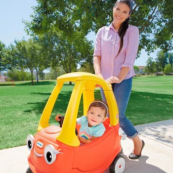 Imagen 2 de Little Tikes Cozy Coupe Carro Montable Infantil Ride-On Rojo/Amarillo para Niños de 18 Meses a 5 Años Modelo Clásico