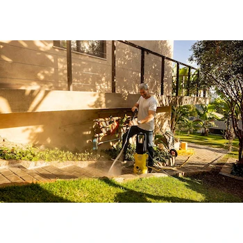 Imagen 2 de Kärcher Hidrolavadora Modelo K3-ACQUA-Jet, Color Amarillo con Negro, 1740 PSI, 1250 W, Caudal de Agua 300 l/h, Manguera 6 m, Peso 6 kg
