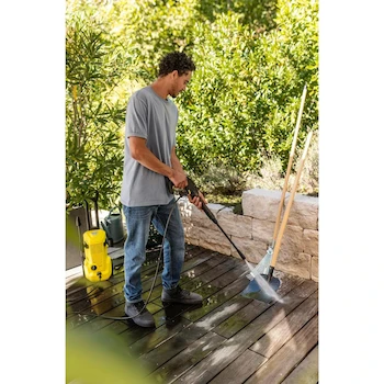 Imagen 2 de Karcher Hidrolavadora Eléctrica K2 Premium Home Color Amarillo/Negro, Serie K2, Modelo Premium Home, con Manguera de Alta Presión 4 Metros, Kit Home Incluye Limpiador de Superficies T1 y Detergente 500 ml