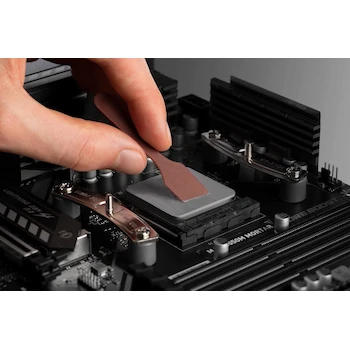 Imagen 5 de Noctua NT-H1 SW Edition Pasta Térmica Gris 3.5g 1.4ml para Ordenadores con Espátula y 3 Toallitas Limpiadoras NA-CW1