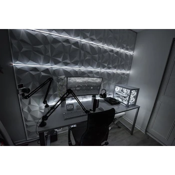 Imagen 5 de Genérico PC Gamer Blanca – NVIDIA GeForce RTX 5070 12GB VRAM | Intel Core i9-14900 | 32GB DDR5 | SSD 1TB NVMe | Enfriamiento Líquido