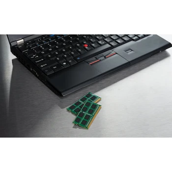 Imagen 5 de Kingston ValueRAM KVR16S11/8WP 8GB DDR3 1600MHz SODIMM Memoria para Laptop Blanca
