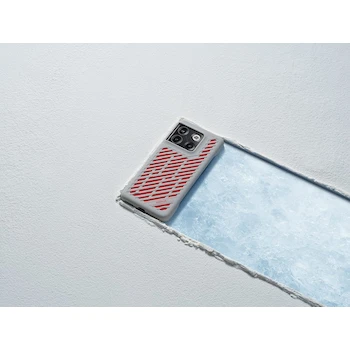 Imagen 5 de OnePlus 10T 5G Glacier Mat Case - Funda Oficial con Material Disipador de Calor Glacier Mat (Gris)