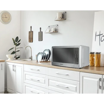 Imagen 2 de Winia Horno de Microondas 0.7 p3 Modelo KOS-63MSSA Color Plata