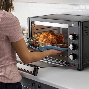 Imagen 2 de Oster Horno Tostador de 45 L con Tecnología de Convección TSSTTV0045 Color Negro