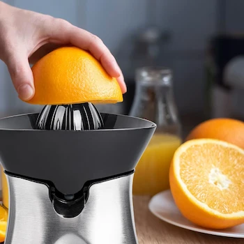 Imagen 2 de Exprimidor de Cítricos Daewoo, 2 Conos Intercambiables, Color Gris, Modelo DJE-5578, Capacidad 500 Mililitros, Dimensiones 18x18x29 cm