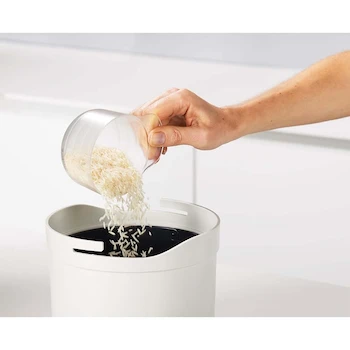 Imagen 4 de Joseph Joseph M-cuisine Microwave Rice Cooker Steamer 2 Litros / 8.5 Tazas - Naranja / Beige
