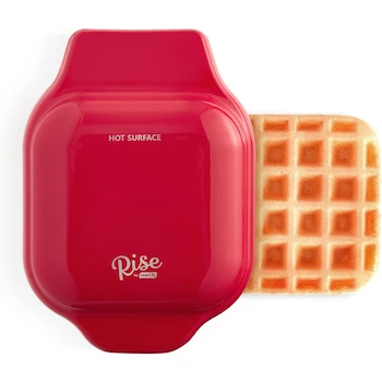 Imagen de referencia para DASH Mini Waflera Cuadrada 10cm Roja Acero Inoxidable Modelo RMW001GBRR06 ASIN B09TTYCM9K UPC 810051855357