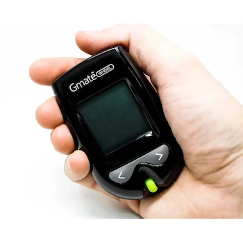 Imagen 4 de Glucómetro GMATE Wheel PG-300 Sistema de Monitoreo de Glucosa en Sangre, Kit con Accesorios, Color Negro, Capacidad 500 Resultados, Dimensiones 56 x 88 x 23.6 mm