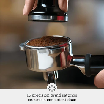 Imagen 4 de Breville Barista Express Modelo BES870 Máquina de Espresso con Molinillo Integrado en Acero Inoxidable Cepillado + Jarra de Leche con Control de Temperatura + Turmix Uso Rudo Extractor de Jugos y Exprimidor de Cítricos
