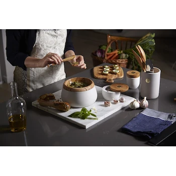 Imagen 2 de Berard 41310G Serie Millenari - Maceta de Concreto Reforzado Color Blanco, Dimensiones 12 x 16 cm