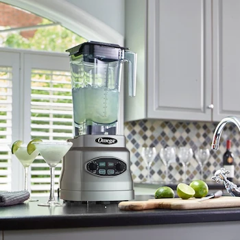 Imagen 2 de Licuadora Omega OM7560 Profesional 3 HP 10 Velocidades Vaso Tritan 64 oz / 1.9 L Color Plateado / Silver