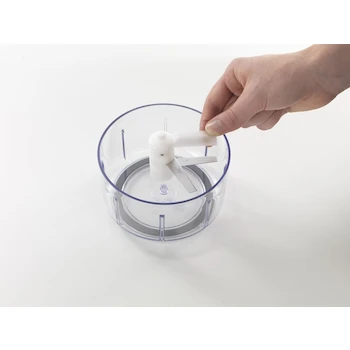 Imagen 5 de Procesador de Alimentos Manual Rotomac Metaltex, Modelo 251680, Color Blanco/Transparente/Negro, Dimensiones 13.7 x 11.2 cm