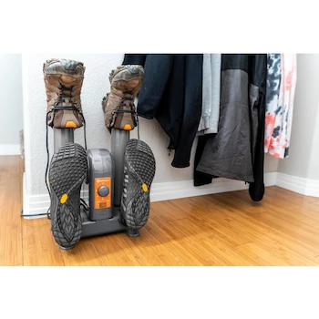 Imagen 2 de DryGuy DX Forced Air Boot Dryer and Garment Dryer - Secador de Botas y Ropa con Aire Forzado, 4 Puertos, para 2 Pares de Botas, Incluye Tubos Extensibles, Modelo 02129, Color Gris